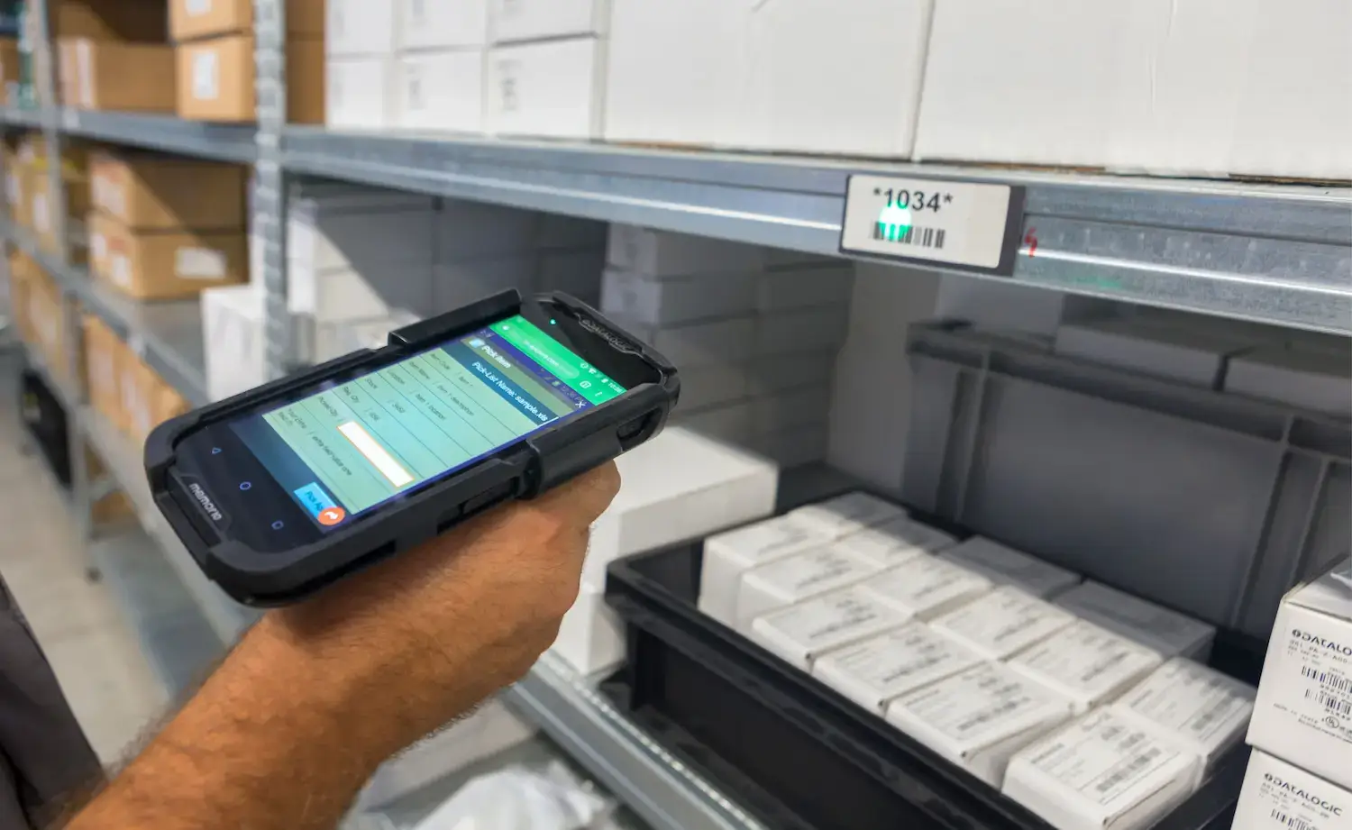 3.%20equipement %20logistique entrepot - Attribut alt par défaut.